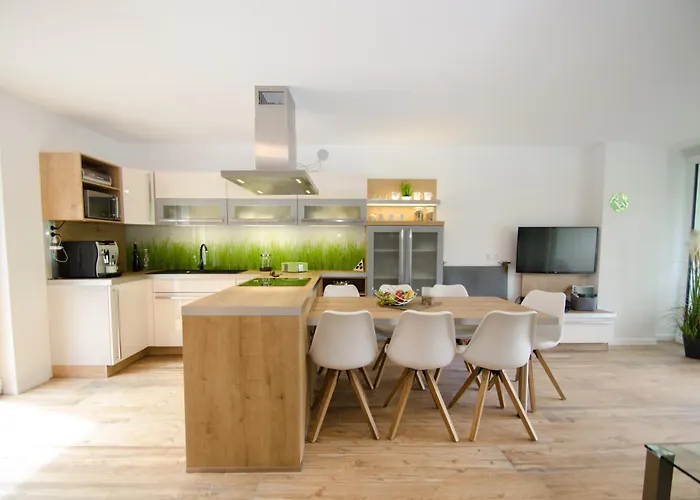 Penthouse Waterside By In One *